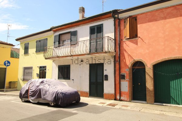 casa indipendente in vendita a Fiscaglia in zona Migliaro