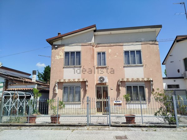 casa indipendente in vendita a Fiscaglia in zona Migliarino