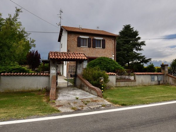 casa indipendente in vendita a Fiscaglia in zona Migliaro