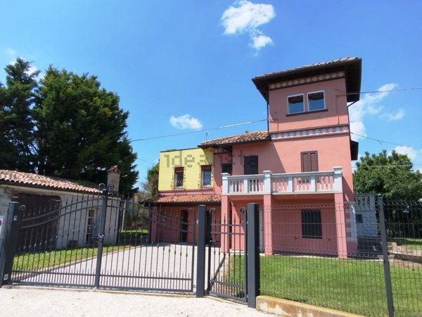 casa indipendente in vendita a Fiscaglia in zona Migliarino