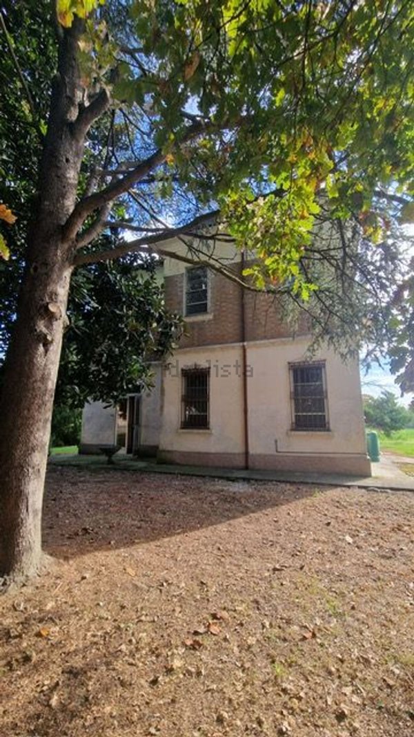 casa indipendente in vendita a Fiscaglia in zona Migliarino