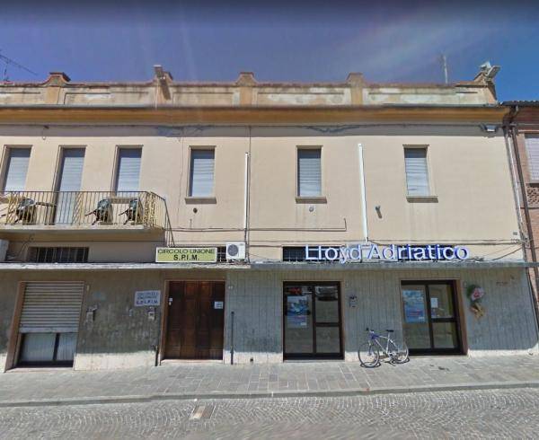 negozio in vendita a Fiscaglia in zona Massa Fiscaglia