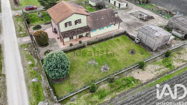 casa indipendente in vendita a Fiscaglia in zona Migliaro