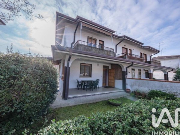 casa indipendente in vendita a Fiscaglia in zona Massa Fiscaglia