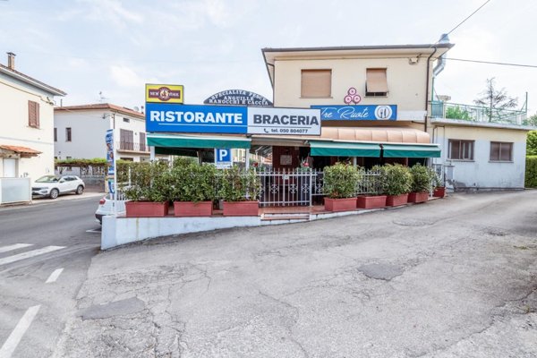 negozio in vendita a Fiscaglia in zona Migliarino