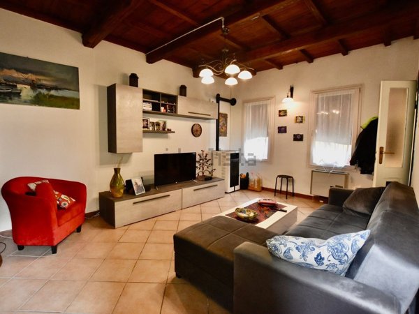 casa indipendente in vendita a Fiscaglia in zona Migliarino