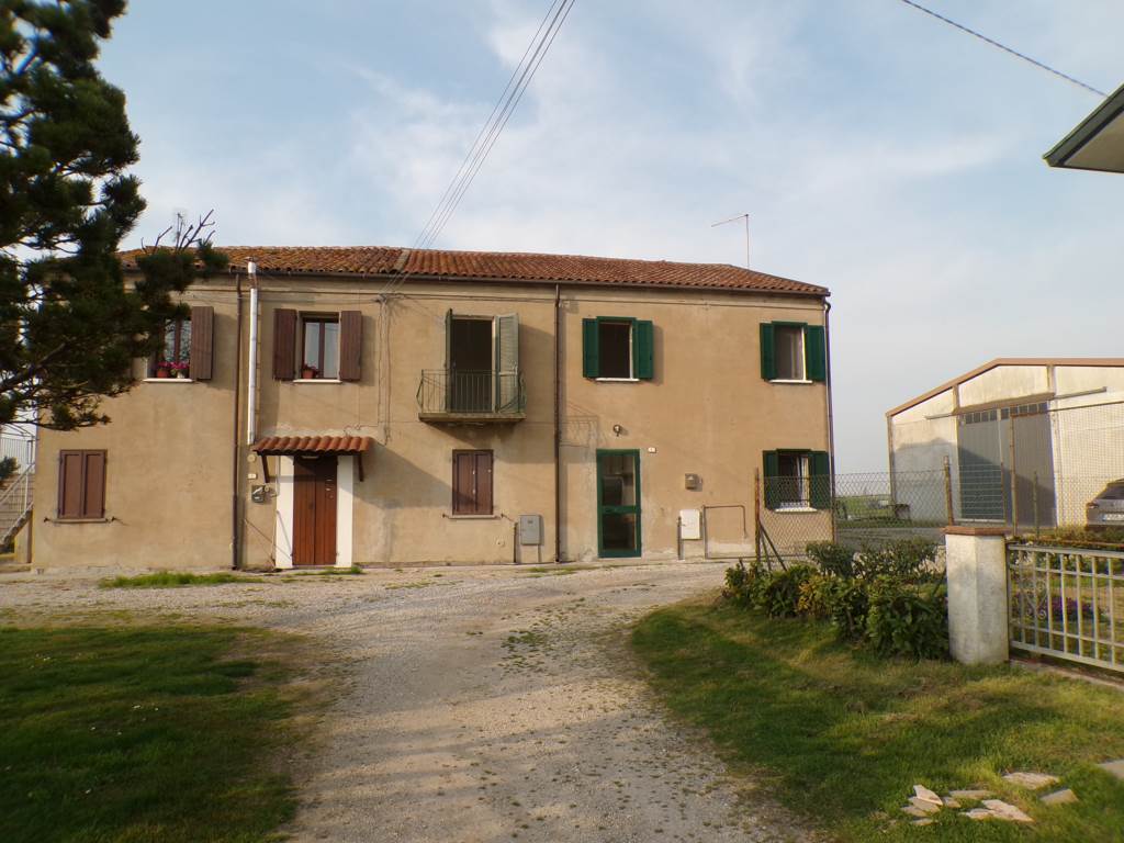 casa indipendente in vendita a Fiscaglia in zona Migliarino