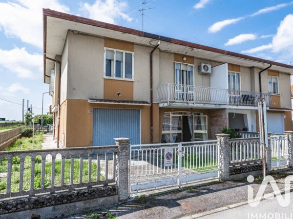 casa indipendente in vendita a Fiscaglia in zona Migliaro