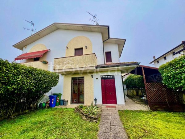 casa indipendente in vendita a Fiscaglia in zona Migliarino