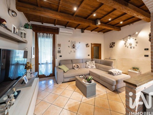 casa indipendente in vendita a Fiscaglia in zona Massa Fiscaglia