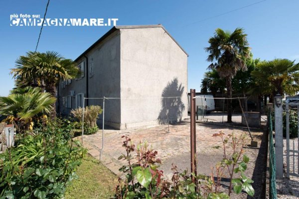 casa indipendente in vendita a Fiscaglia in zona Migliaro