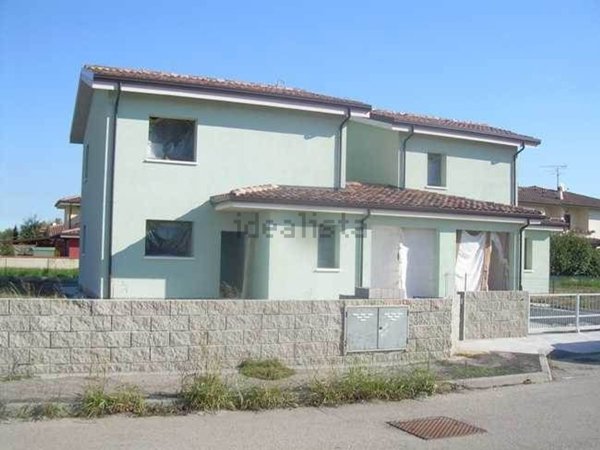 casa indipendente in vendita a Fiscaglia in zona Migliarino