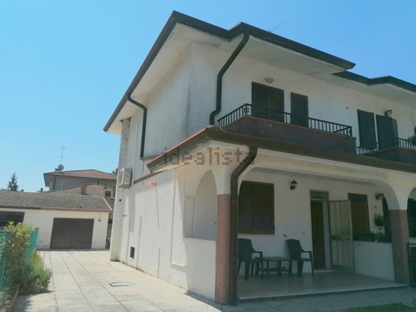 casa indipendente in vendita a Fiscaglia in zona Massa Fiscaglia