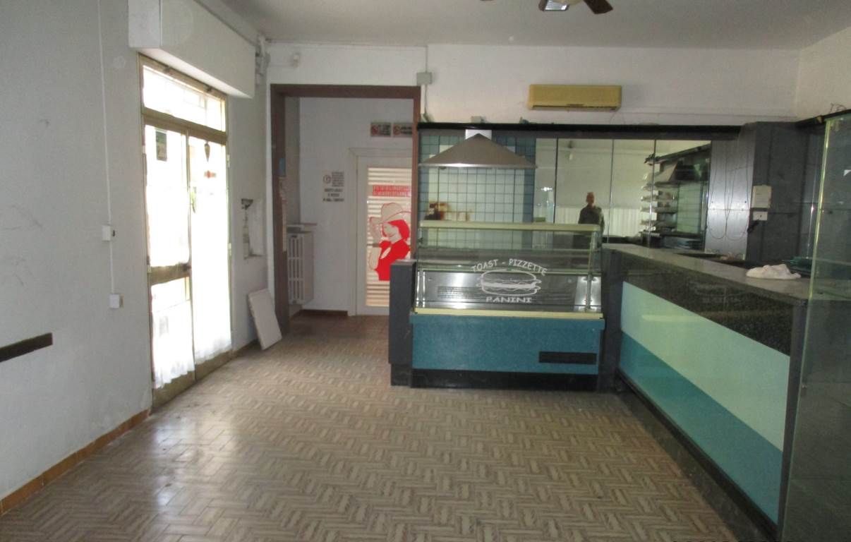 negozio in vendita a Fiscaglia in zona Migliaro