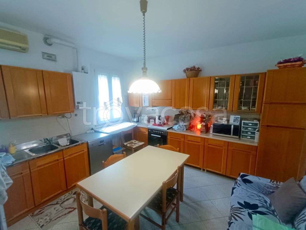 casa indipendente in vendita a Fiscaglia in zona Massa Fiscaglia