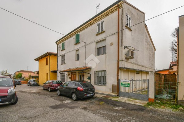 casa indipendente in vendita a Terre del Reno