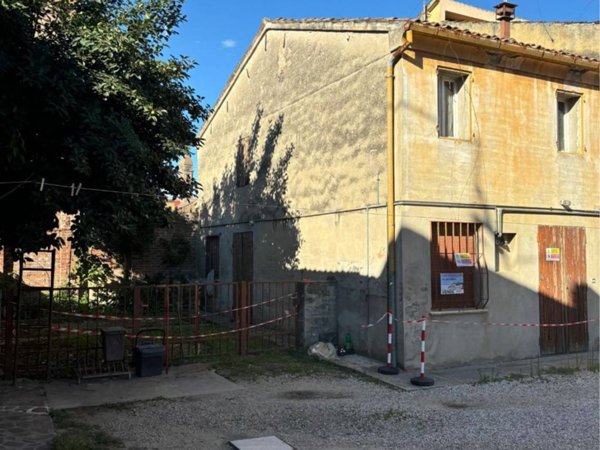 casa indipendente in vendita a Terre del Reno in zona Mirabello