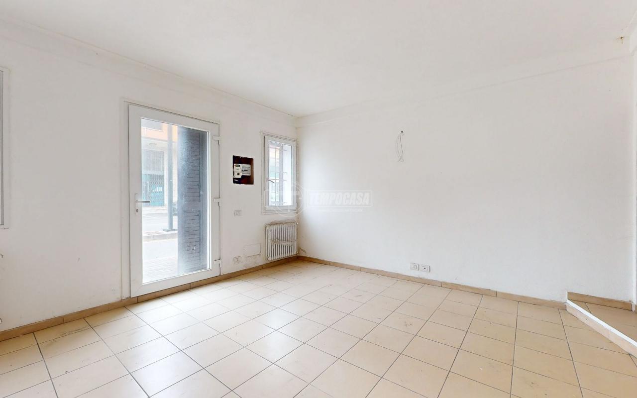 appartamento in vendita a Terre del Reno in zona Mirabello