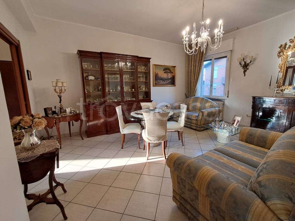appartamento in vendita a Terre del Reno in zona Mirabello