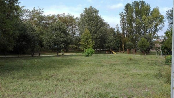 terreno edificabile in vendita a Terre del Reno in zona Mirabello