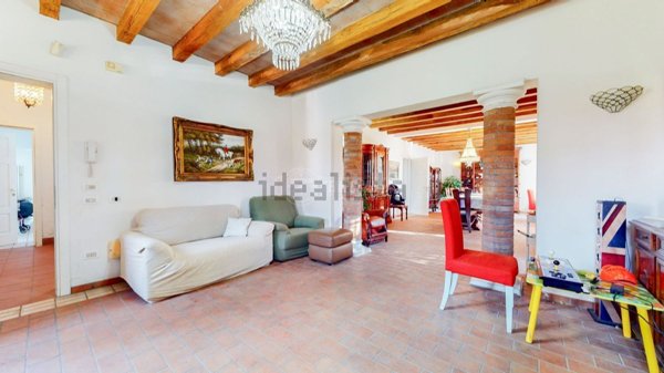 casa indipendente in vendita a Terre del Reno in zona Mirabello