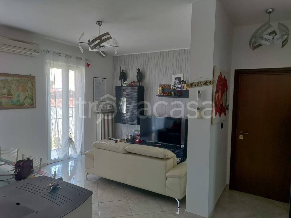appartamento in vendita a Terre del Reno in zona Mirabello