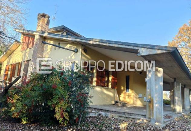 casa indipendente in vendita a Terre del Reno in zona Mirabello