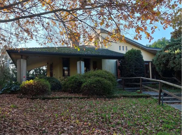 casa indipendente in vendita a Terre del Reno