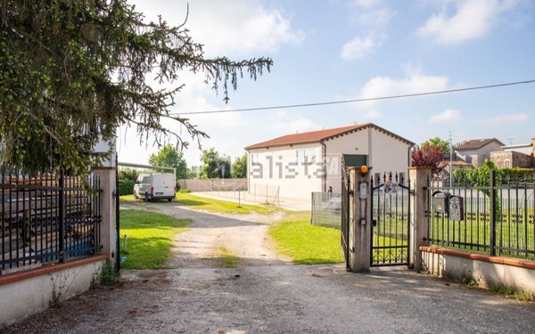 appartamento in vendita a Terre del Reno