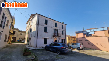 casa indipendente in vendita a Terre del Reno in zona Mirabello