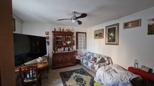 casa indipendente in vendita a Terre del Reno in zona Mirabello