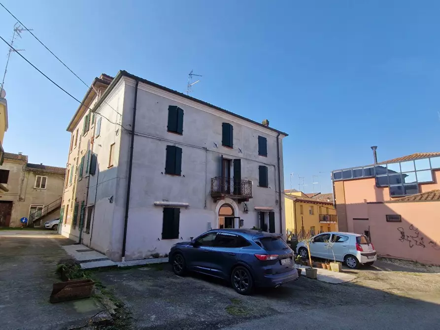 casa indipendente in vendita a Terre del Reno in zona Mirabello