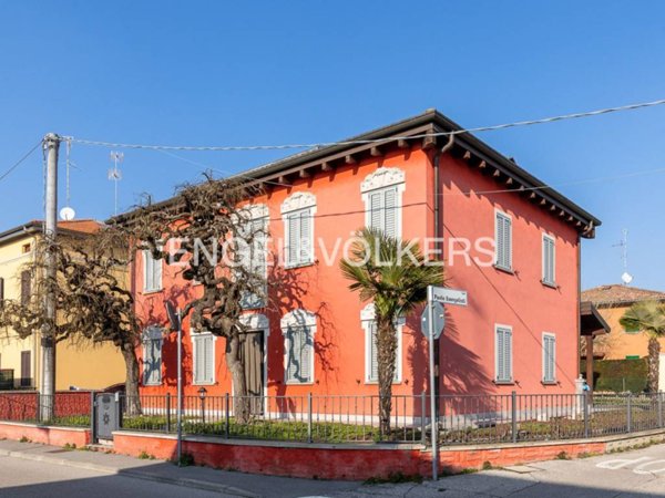 casa indipendente in vendita a Terre del Reno