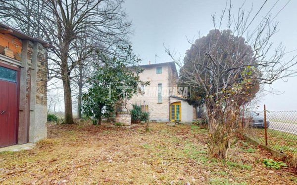 casa indipendente in vendita a Terre del Reno in zona Sant'Agostino