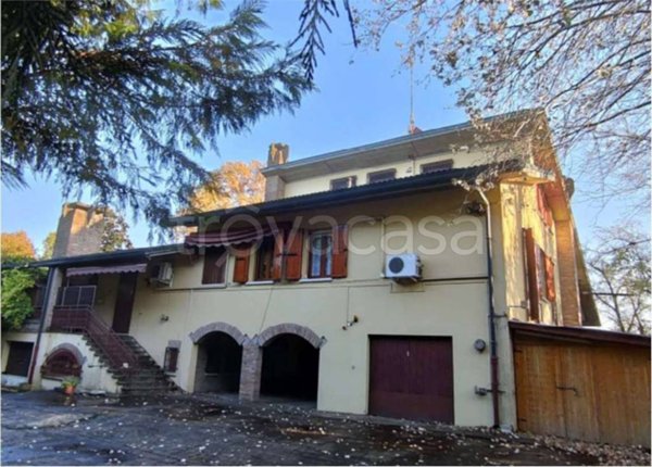 casa indipendente in vendita a Terre del Reno