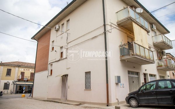appartamento in vendita a Terre del Reno in zona Mirabello