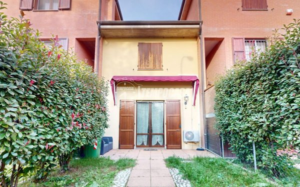 casa indipendente in vendita a Terre del Reno