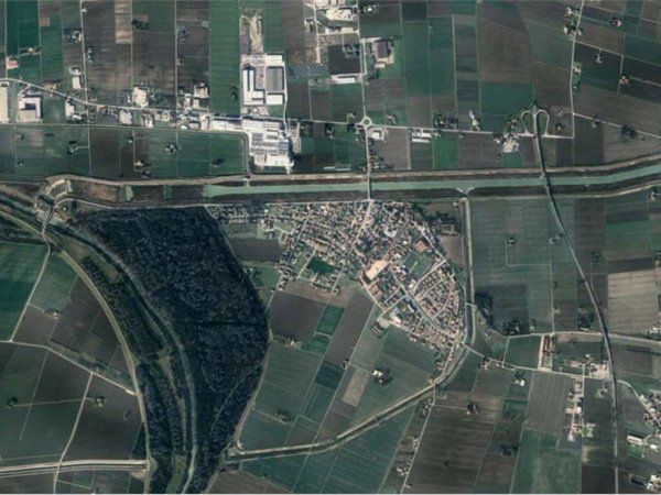 casa indipendente in vendita a Terre del Reno in zona Sant'Agostino