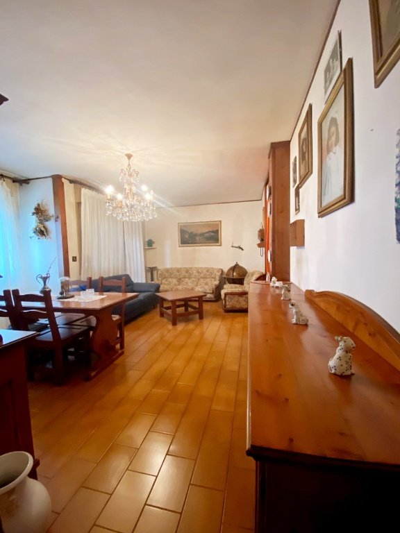 appartamento in vendita a Terre del Reno in zona Mirabello