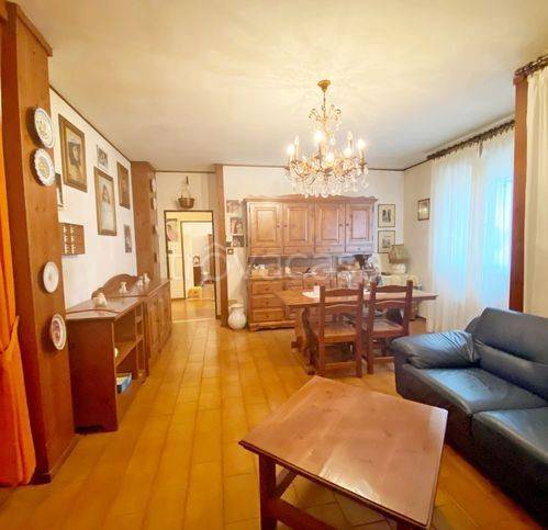appartamento in vendita a Terre del Reno in zona Mirabello