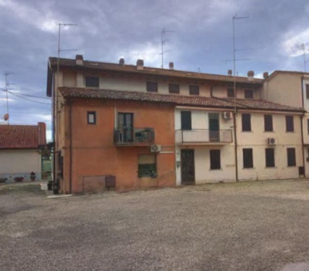 appartamento in vendita a Terre del Reno in zona Sant'Agostino