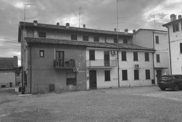 casa indipendente in vendita a Terre del Reno in zona Sant'Agostino