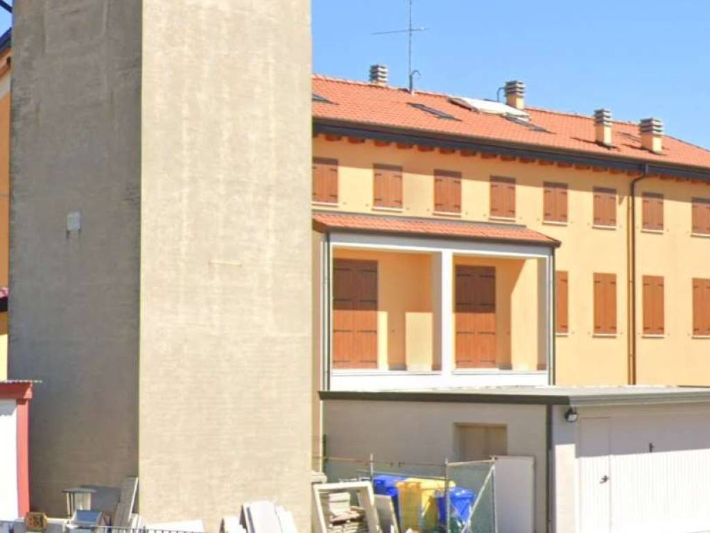 casa indipendente in vendita a Terre del Reno in zona Sant'Agostino