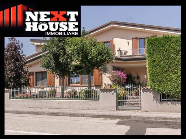 casa indipendente in vendita a Terre del Reno