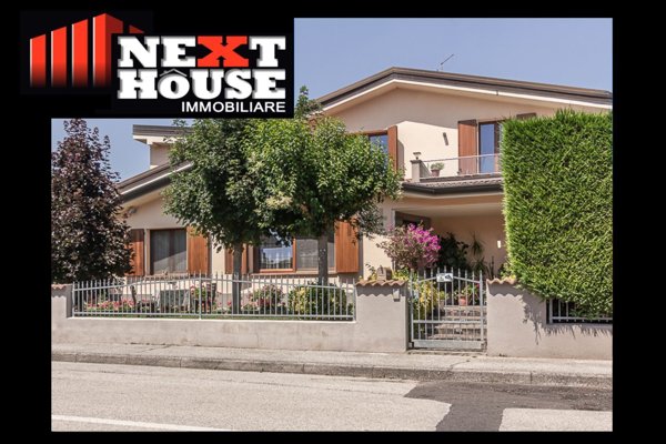 casa indipendente in vendita a Terre del Reno