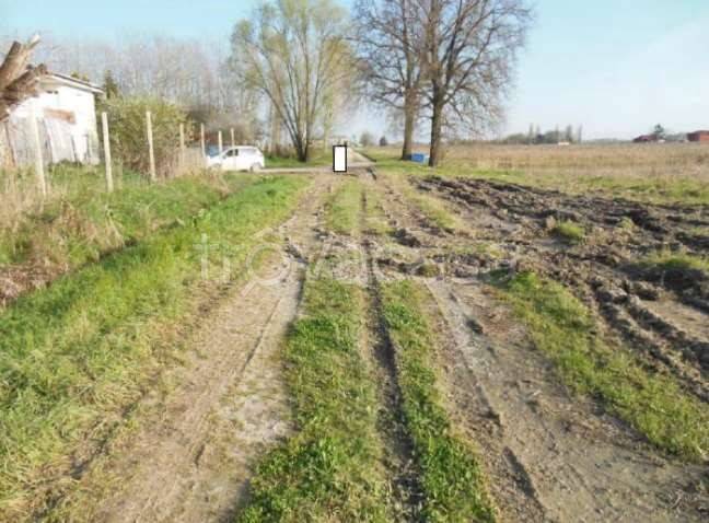 appartamento in vendita a Terre del Reno in zona Sant'Agostino