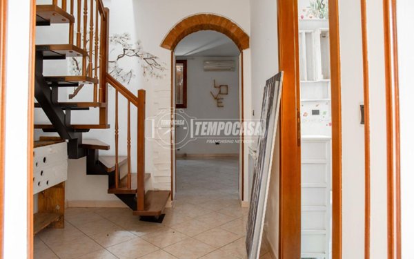 casa indipendente in vendita a Terre del Reno in zona Sant'Agostino