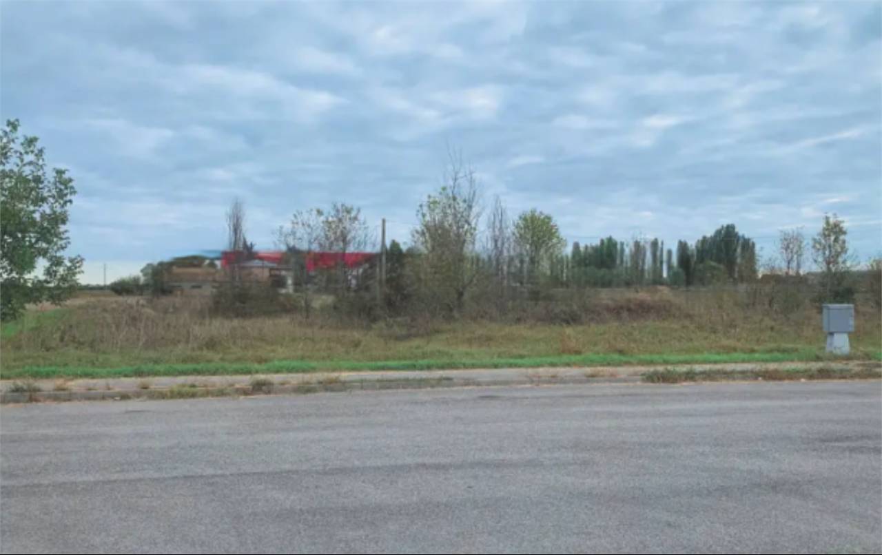 terreno edificabile in vendita a Terre del Reno