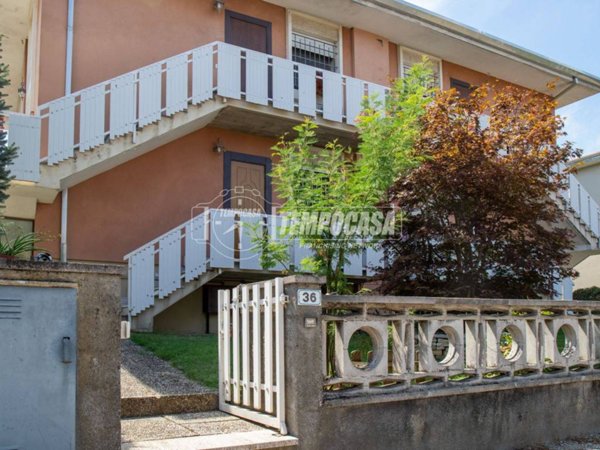 appartamento in vendita a Terre del Reno in zona Sant'Agostino