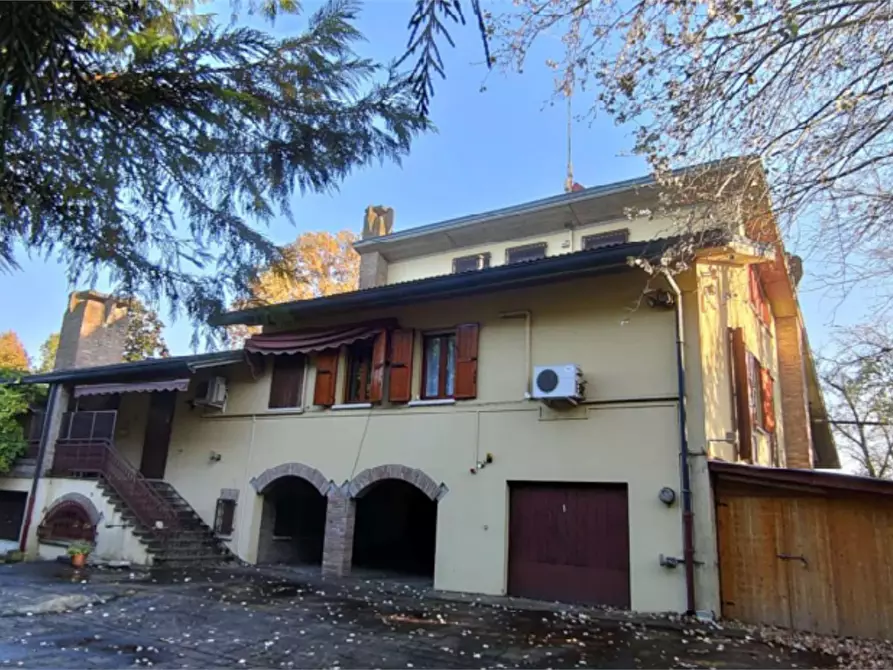 casa indipendente in vendita a Terre del Reno in zona Mirabello